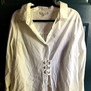 20 Capsule White Blouse